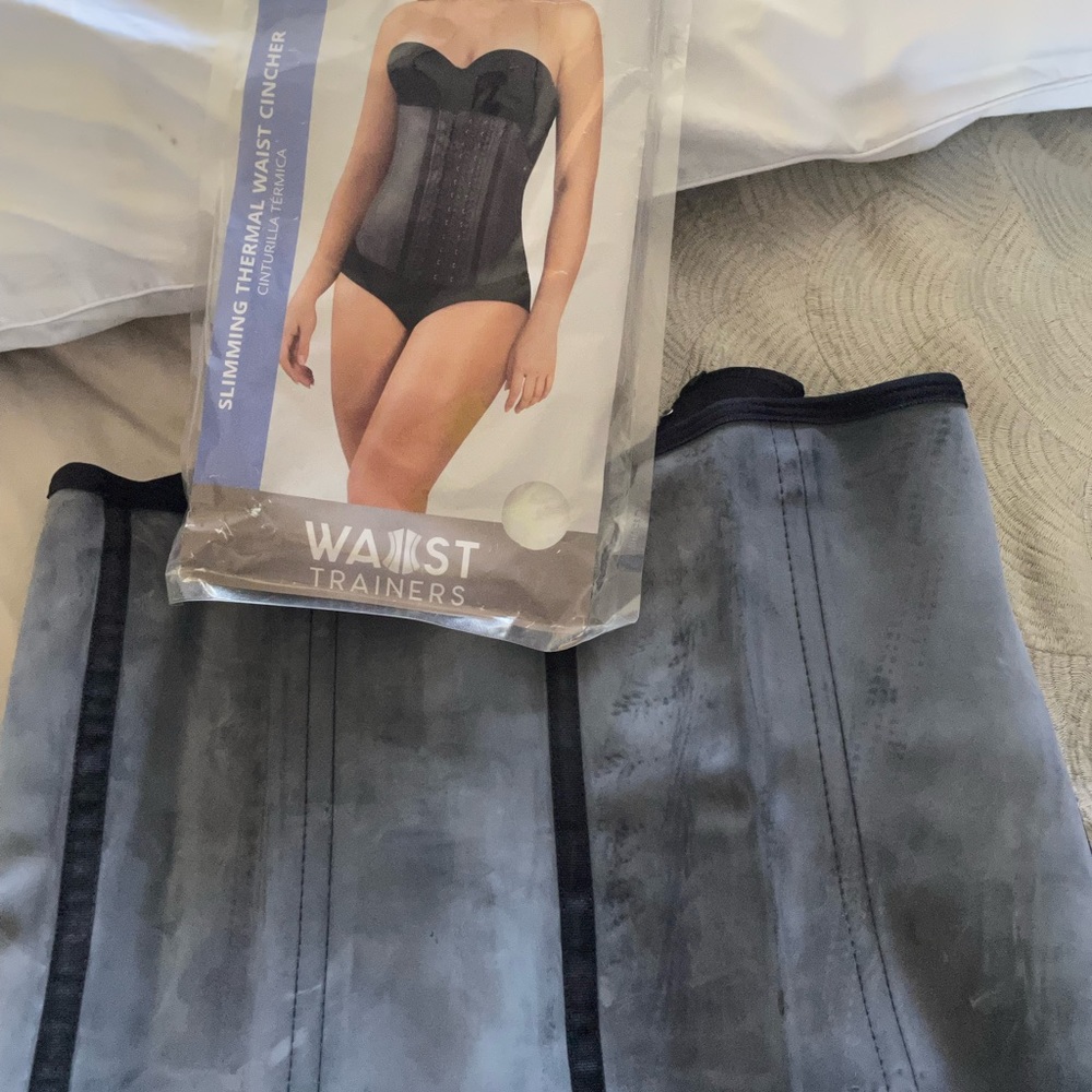 Waist trainer - Picture 5 of 8